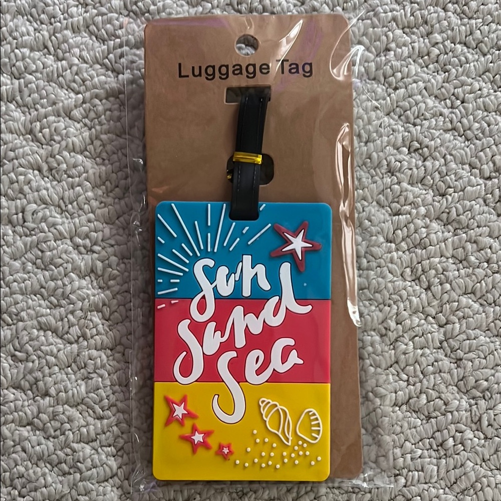 NWT -Colorful Sun Sand Sea Luggage Tag